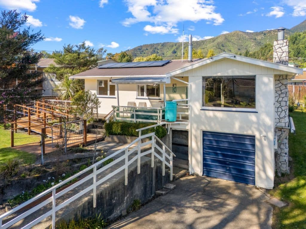 83 Hampden Street, Picton